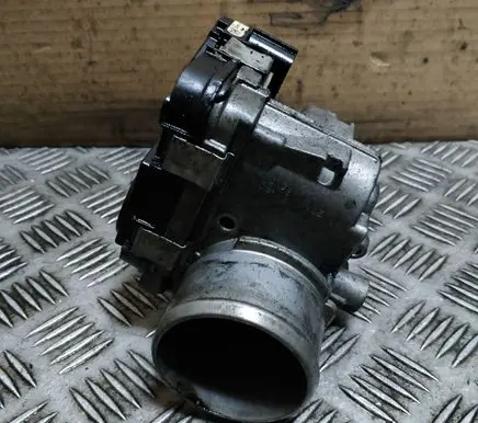 Iveco Daily 5th gen Throttle valve 504385629