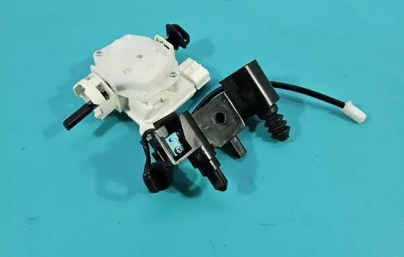 Mitsubishi Outlander Fuel tank cap lock motor IMPRK1496271