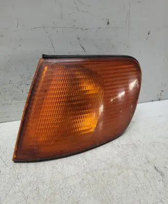 Audi 100 S4 C4 Front indicator light
