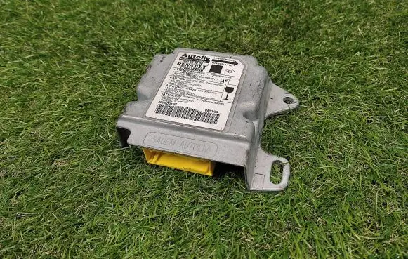 Renault Scenic I Airbag control unit/module 550569000 7700418434D