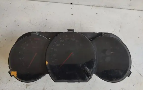 Suzuki Grand Vitara II Speedometer (instrument cluster) 3411065J10 4311065j1