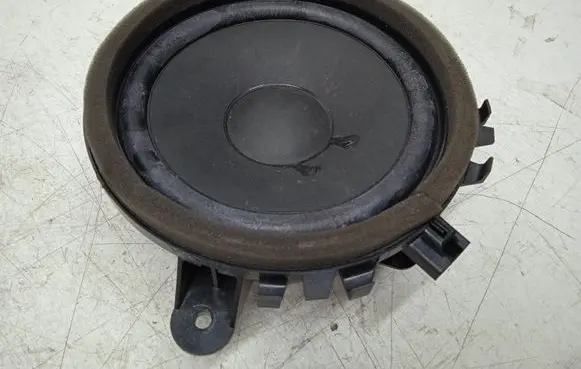 Volvo S60 Front door speaker 30657445