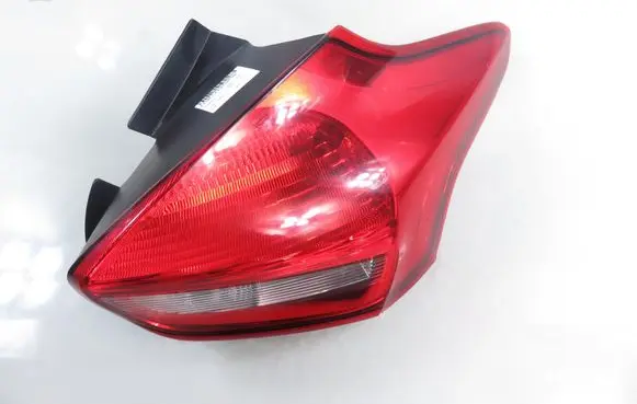 Ford Focus Rear/tail lights F1EB13404BC