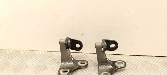 Tesla Model Y Juniper Front door hinge set 162607600C