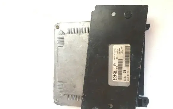 Peugeot 406 Engine control unit/module 0281001978 9635157280