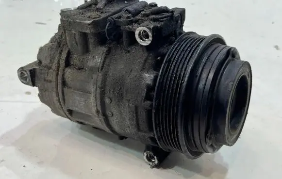 Mercedes-Benz S W140 Air conditioning (A/C) compressor (pump)