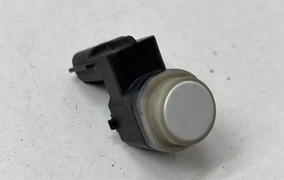 Renault Megane III Parking PDC sensor 284428691R 303955 0204151454