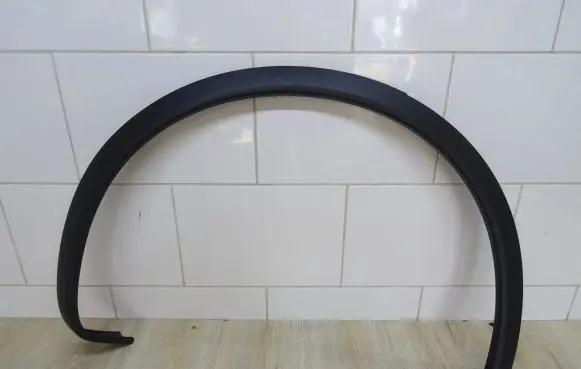 Porsche Cayenne (9PA) Front arch trim 7P5853828D