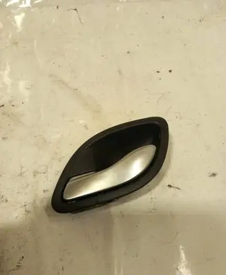 Renault Espace IV Rear door interior handle 98007201 820000072