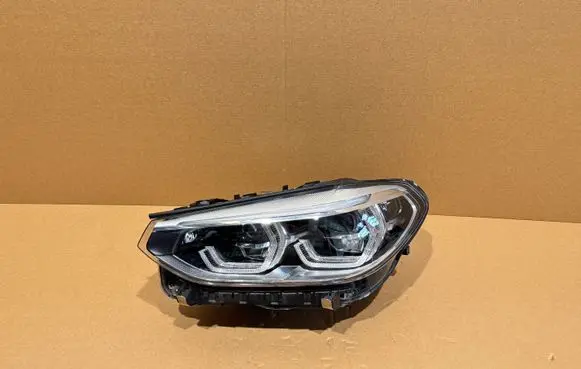 BMW X3 G01 Headlight/headlamp 8739653