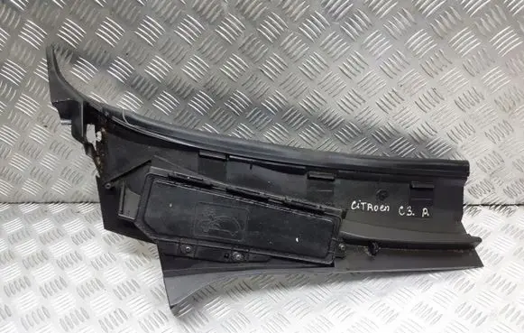 Citroen C3 Wiper trim 964293777