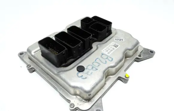 BMW 3 F30 F35 F31 Engine control unit/module ECU 7646763 0261S08515 030143786