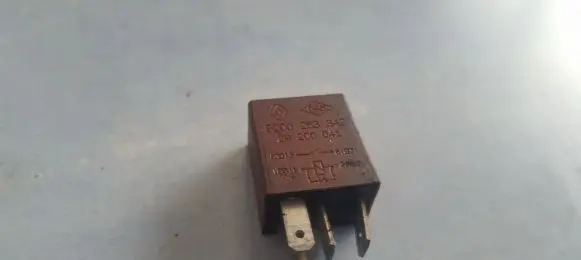 Renault Laguna I Other relay 8200263342 29200041