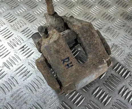 Volvo XC90 Rear brake caliper