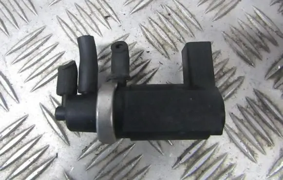 Audi A6 S6 C5 4B Turbo solenoid valve 059906627b 7.22903.22