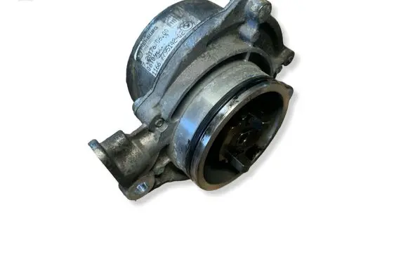 BMW X5 E53 Vacuum pump 7795142