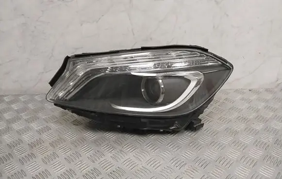 Mercedes-Benz A W176 Headlight/headlamp A1768201161