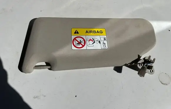 Mitsubishi Outlander Sun visor 7620B020YA