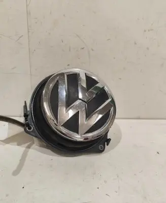 Volkswagen Golf VII Tailgate handle with camera 5GE827469