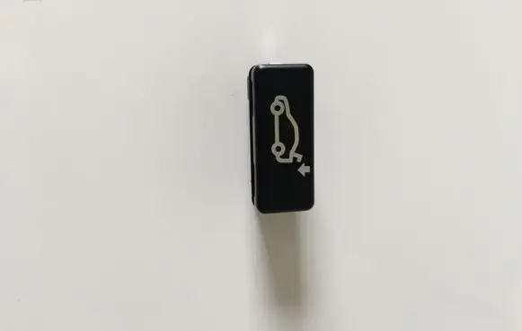 BMW X6 E71 Tailgate/boot open switch button 