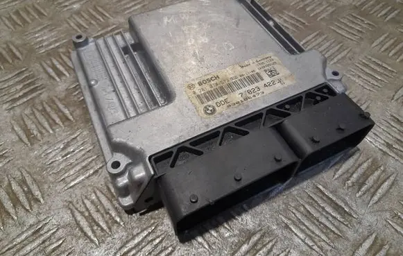 BMW 1 E81 E87 Engine control unit/module 7823422 030186473 0281014573
