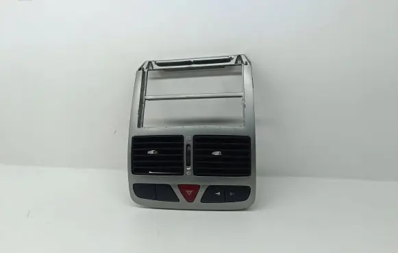 Peugeot 307 Climate control/heater control trim M29500