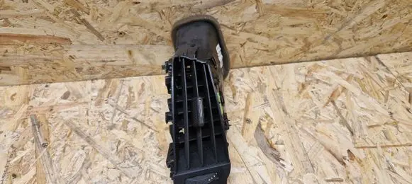Opel Astra J Dash center air vent grill 13300570 0752600001