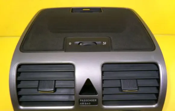 Volkswagen Golf V Dash center air vent grill 1K0819743