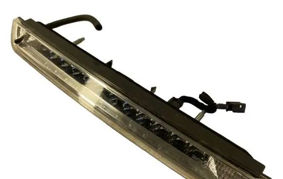 Peugeot 508 Third/center stoplight 9811951080 14030