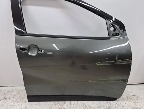 Toyota Aygo X Front door 