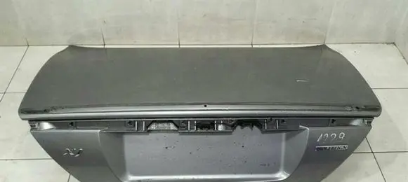 Jaguar XJ X350 Tailgate/trunk/boot lid C2C35459