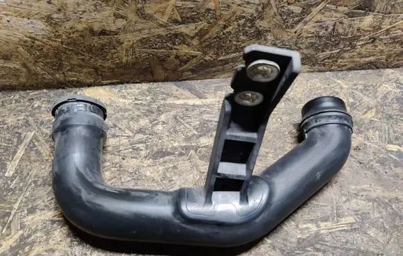 Infiniti Q70 Y51 Intercooler hose/pipe 144606AA0B