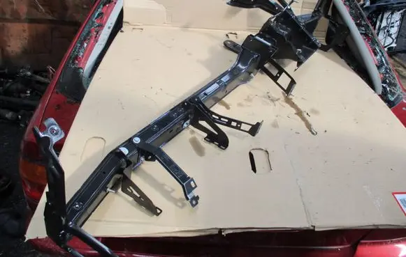 Audi A4 S4 B7 8E 8H Dashboard cross member/frame bar 