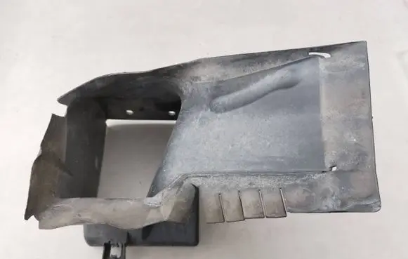 Audi A4 S4 B5 8D Radiator cooling fan shroud 8D0117339C