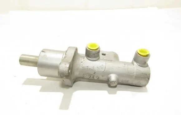Mazda 3 I Master brake cylinder