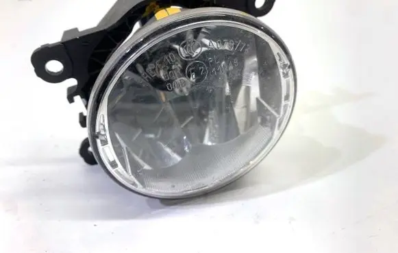 Dacia Duster II Front fog light 261500097R