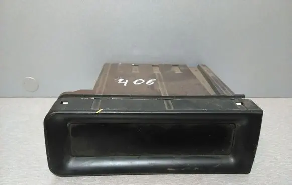 Peugeot 406 Screen/display/small screen 93700 7069