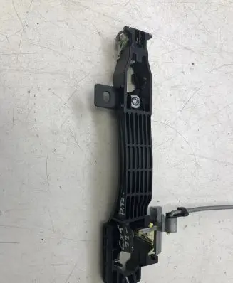 Front door exterior handle/bracket