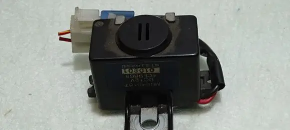 Mitsubishi Pajero Parking PDC sensor speaker MB649187
