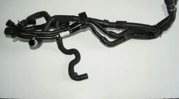 Audi A3 S3 8V Engine coolant pipe/hose 5Q0121065H