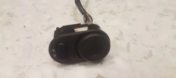 Opel Astra G Wing mirror switch 09130503