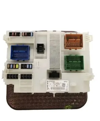 Volvo XC60 Fuse module LTQF01125TP 31384933AB 3659AF01125TP