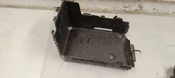 Citroen C3 Aircross Battery box tray 9801801880