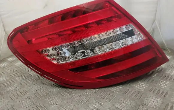 Mercedes-Benz C W204 Rear/tail lights A2049060403