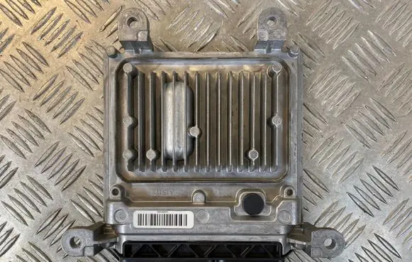 Mercedes-Benz SLK R172 Engine control unit/module A0064461540 A6519007500 28391943