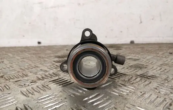 Toyota C-HR I Clutch release bearing slave cylinder 56046820