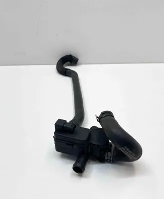 Brake vacuum hose/pipe
