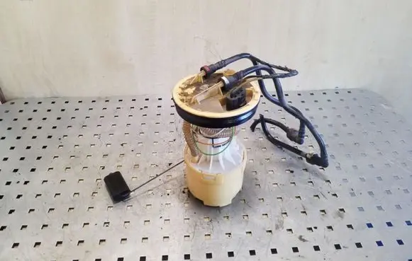 Ford Focus Fuel level sensor 3M519275