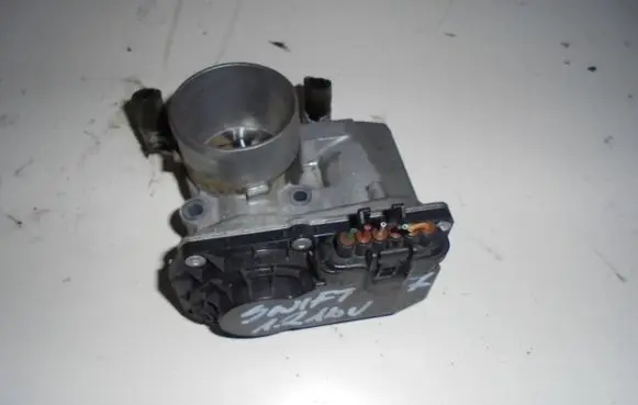 Suzuki Swift II Throttle valve