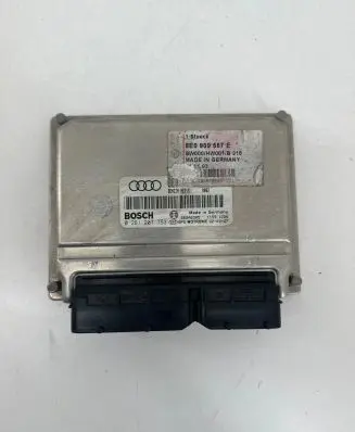 Audi A4 S4 B6 8E 8H Engine control unit/module 8E0909557E 26SA8305 0261207753